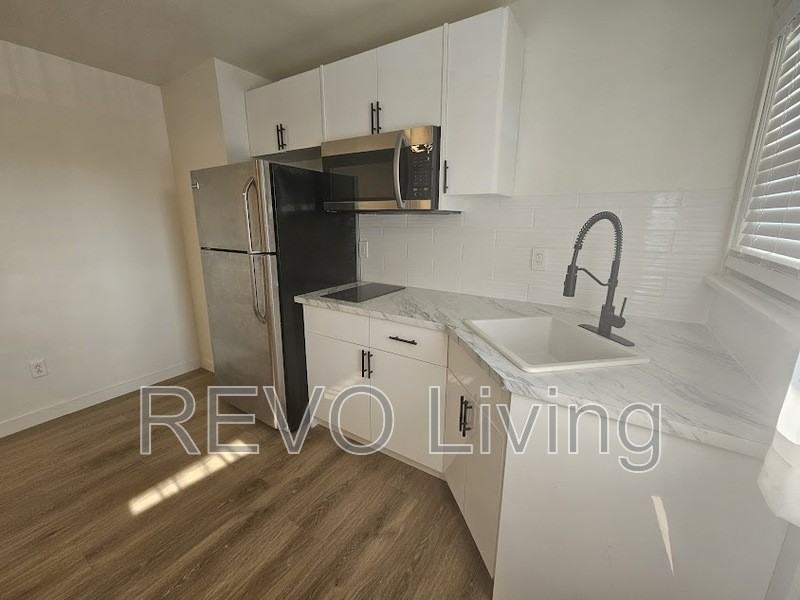 19 Wellington St #D - Photo 4 of 7