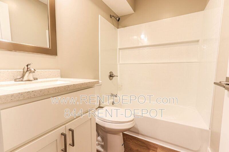 1330 Se 2nd St #215 - Photo 5 of 7