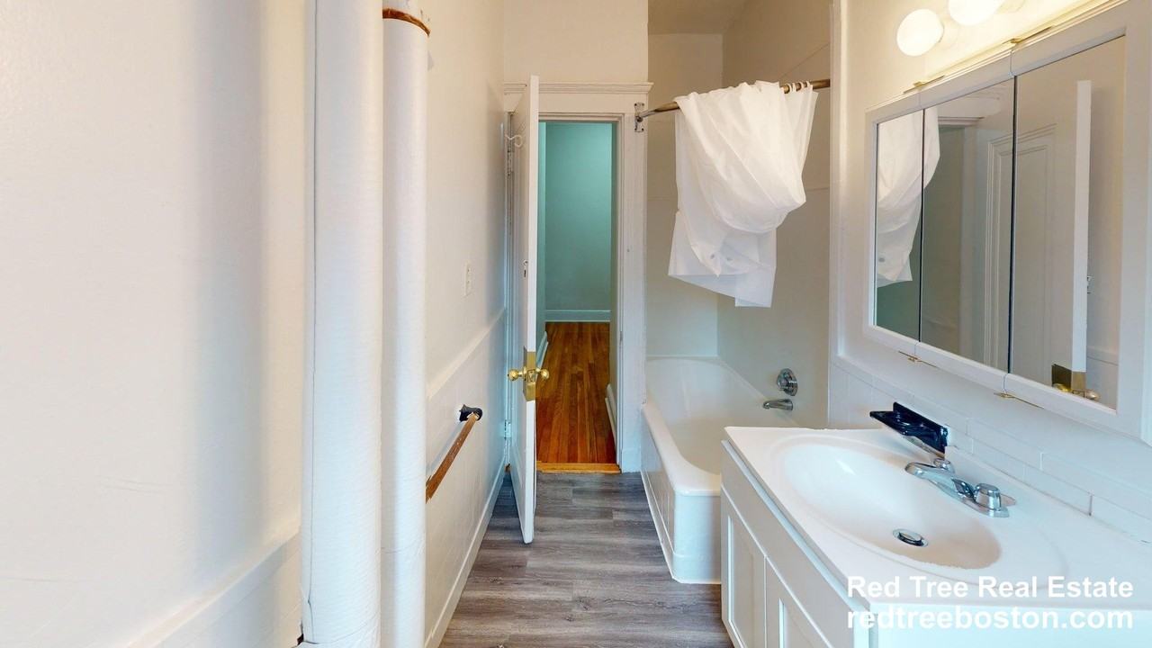 1810 Commonwealth Ave #12A - Photo 5 of 27