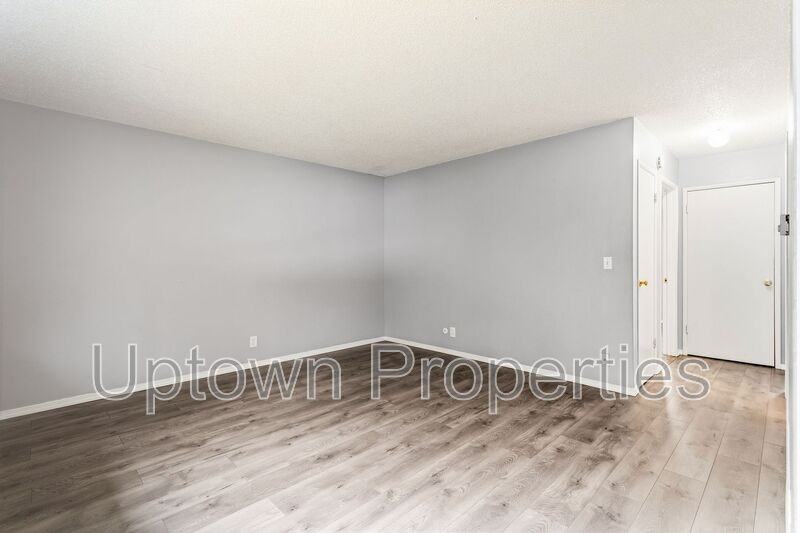 1515 Sw Custer Dr #B9 - Photo 4 of 14