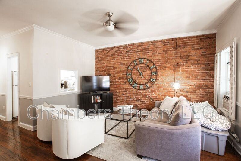 1823 Riggs Pl Nw #3 - Photo 4 of 24