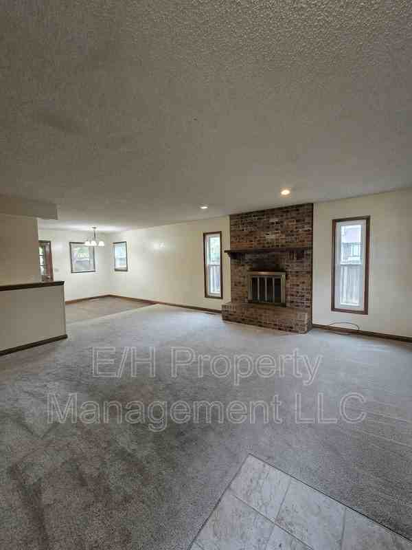 4109 Auburn St - Photo 3 of 28