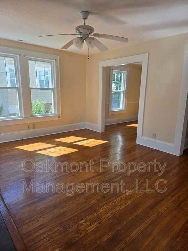 505 Pearl St - Photo 4 of 23