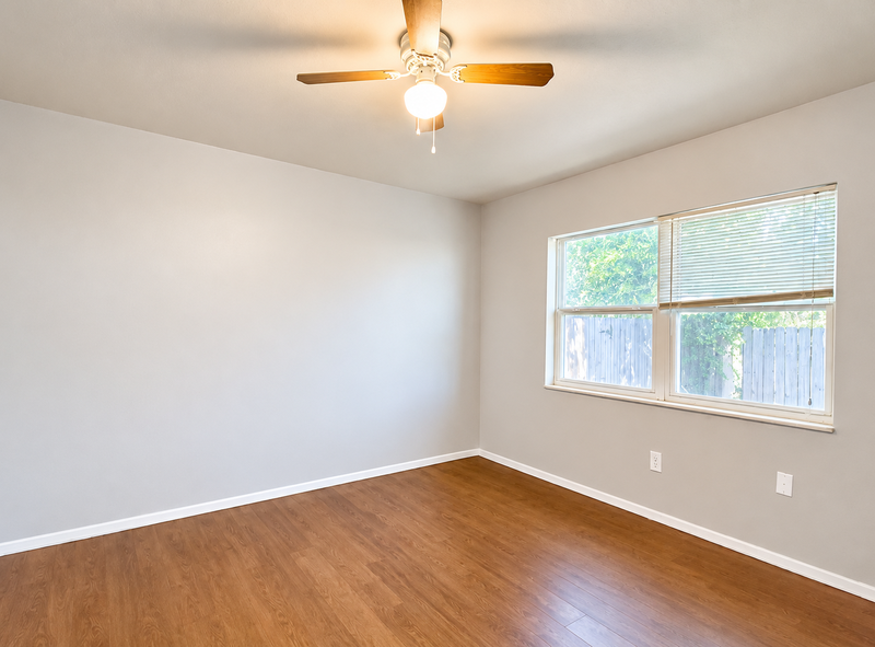 5742 9th Ave N - Photo 6 of 17
