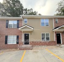 featured image of 527 Lawson St