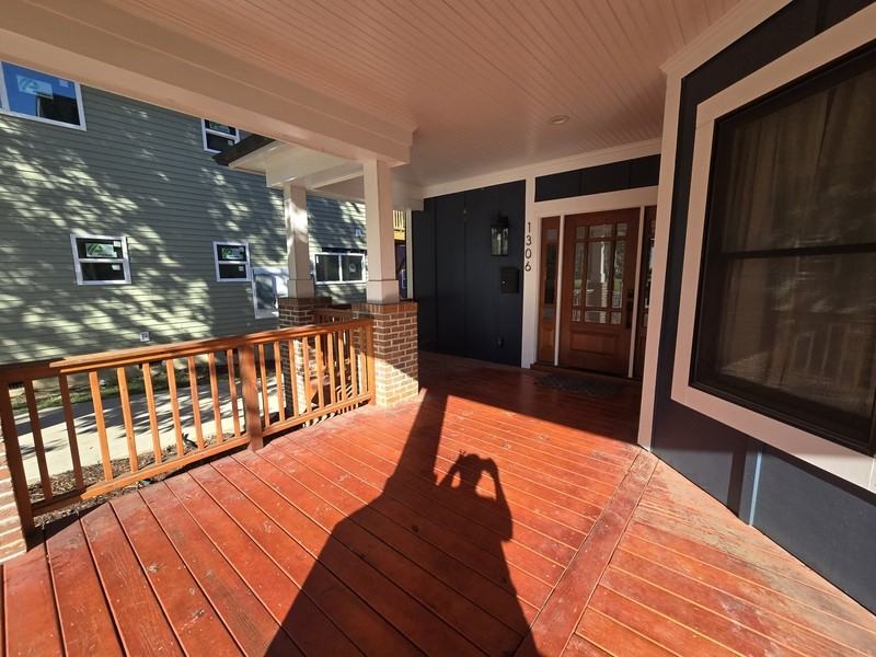 1306 Sedgefield St - Photo 6 of 50