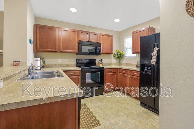 8906 White Sage Loop - Photo 4 of 22
