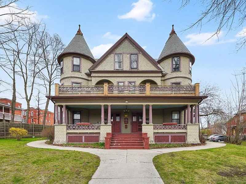 1137 Dwight St #C - Photo 2 of 19