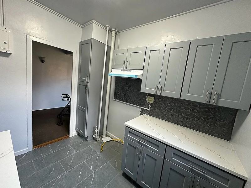 1515 Metropolitan Ave #6F - Photo 6 of 14