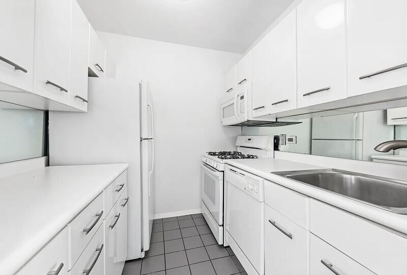 345 E 80th St #8A - Photo 3 of 6
