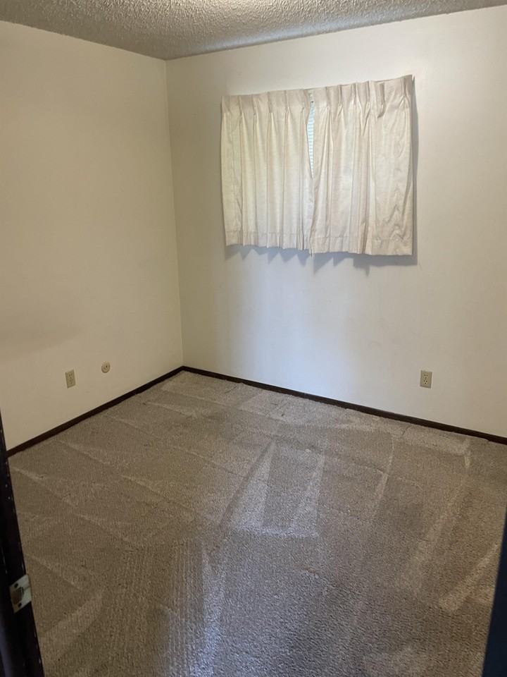 1415 North Main Street - Photo 2 of 8