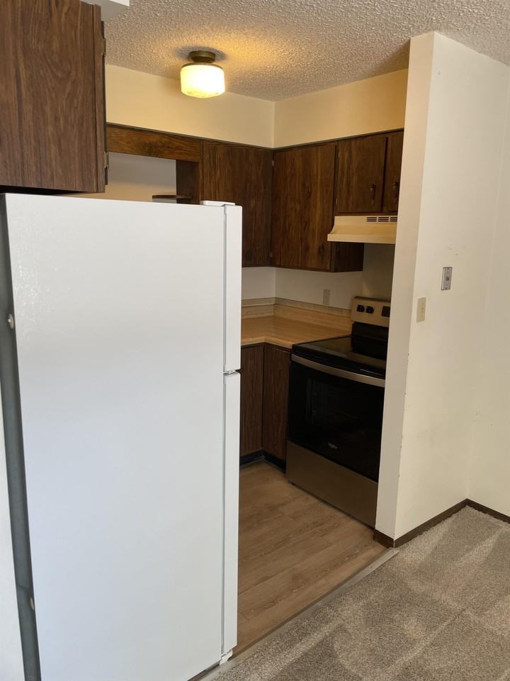 1415 North Main Street - Photo 7 of 8