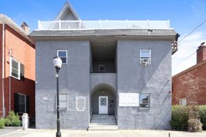 featured image of 215 High St