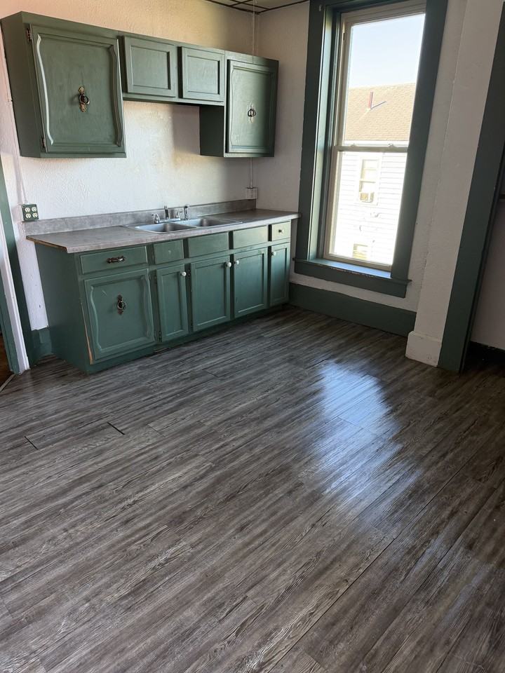 821 Market Street - Photo 3 of 3