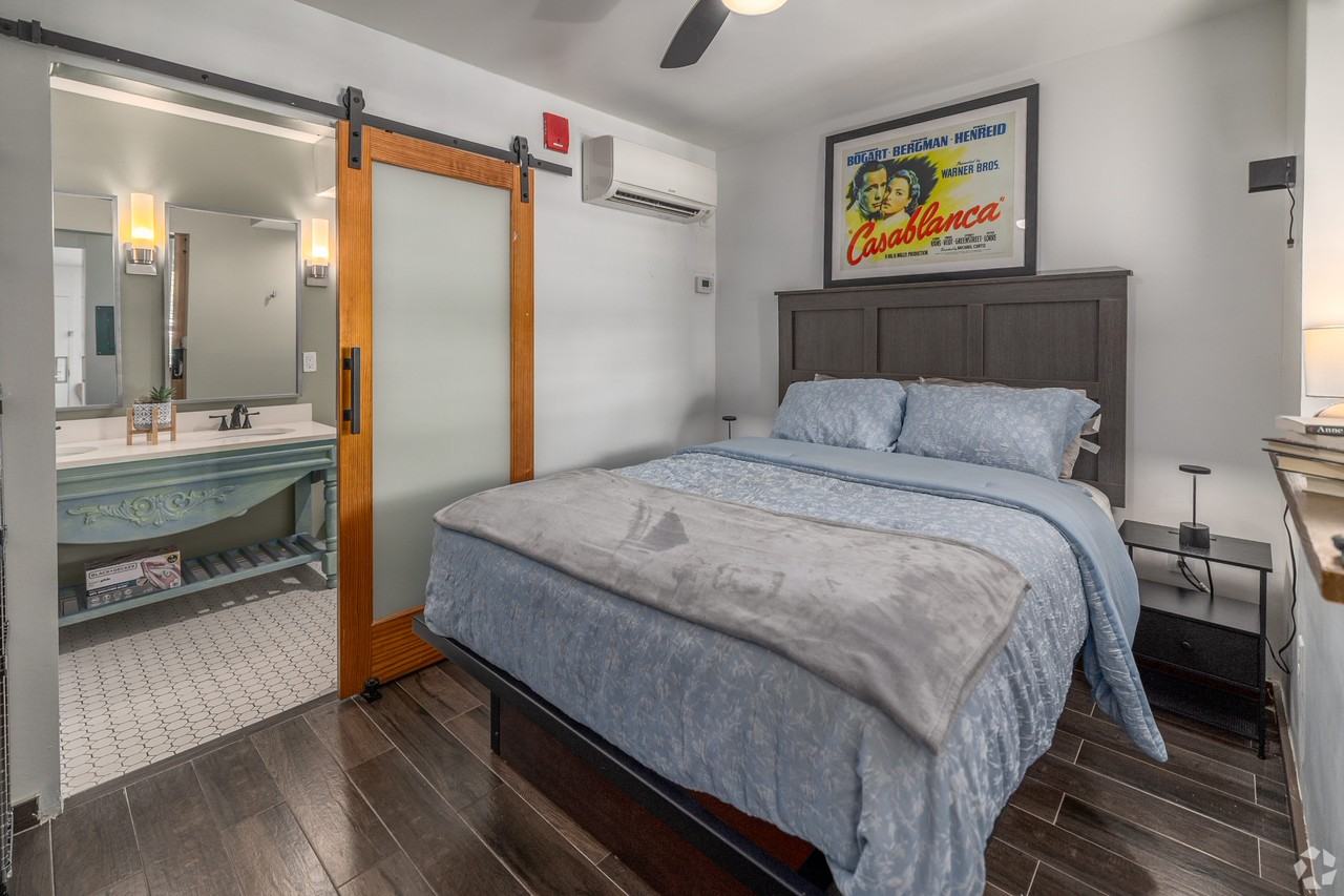 Swan Luxury Studio Apartments - Photo 2 of 43