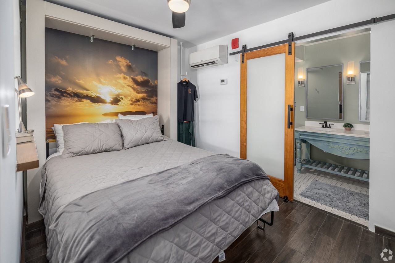 Swan Luxury Studio Apartments - Photo 6 of 43