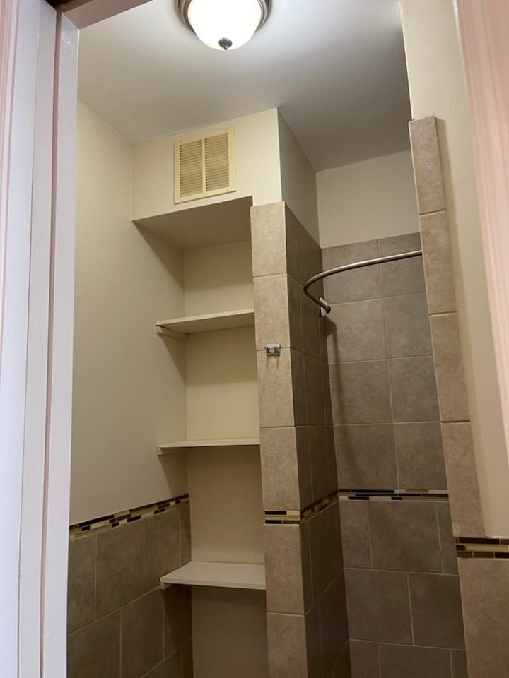 Brownstones - Photo 4 of 20