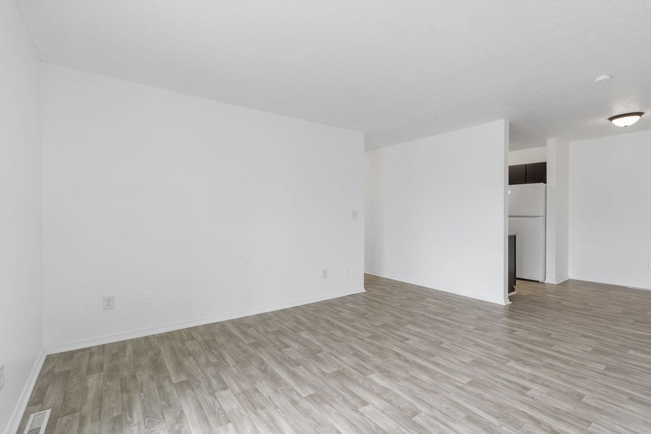 Brett Circle Apartments - Photo 7 of 34