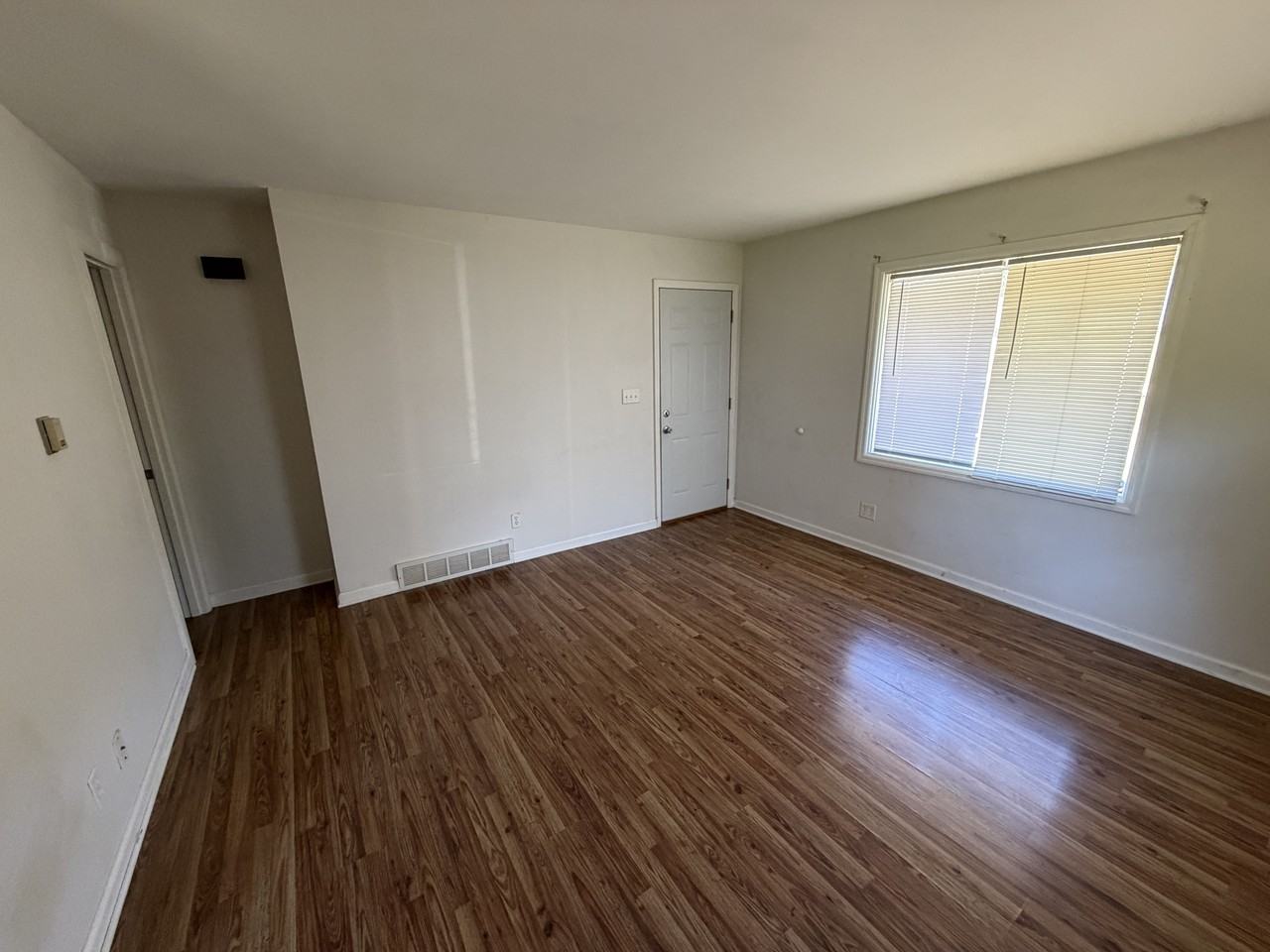 2245 19th Avenue #4 - Photo 3 of 12
