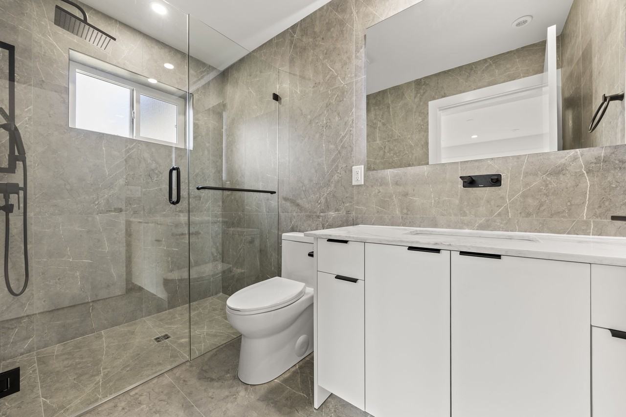 3576 East Pender Street #2 - Photo 6 of 24