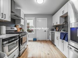 featured image of 5 Dickson St #1T