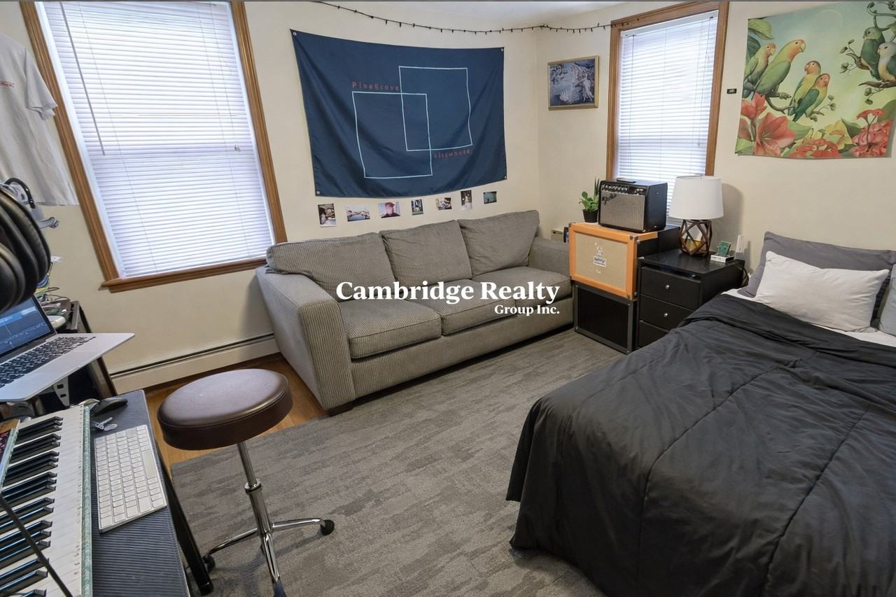 585 Somerville Ave #T1 - Photo 4 of 13