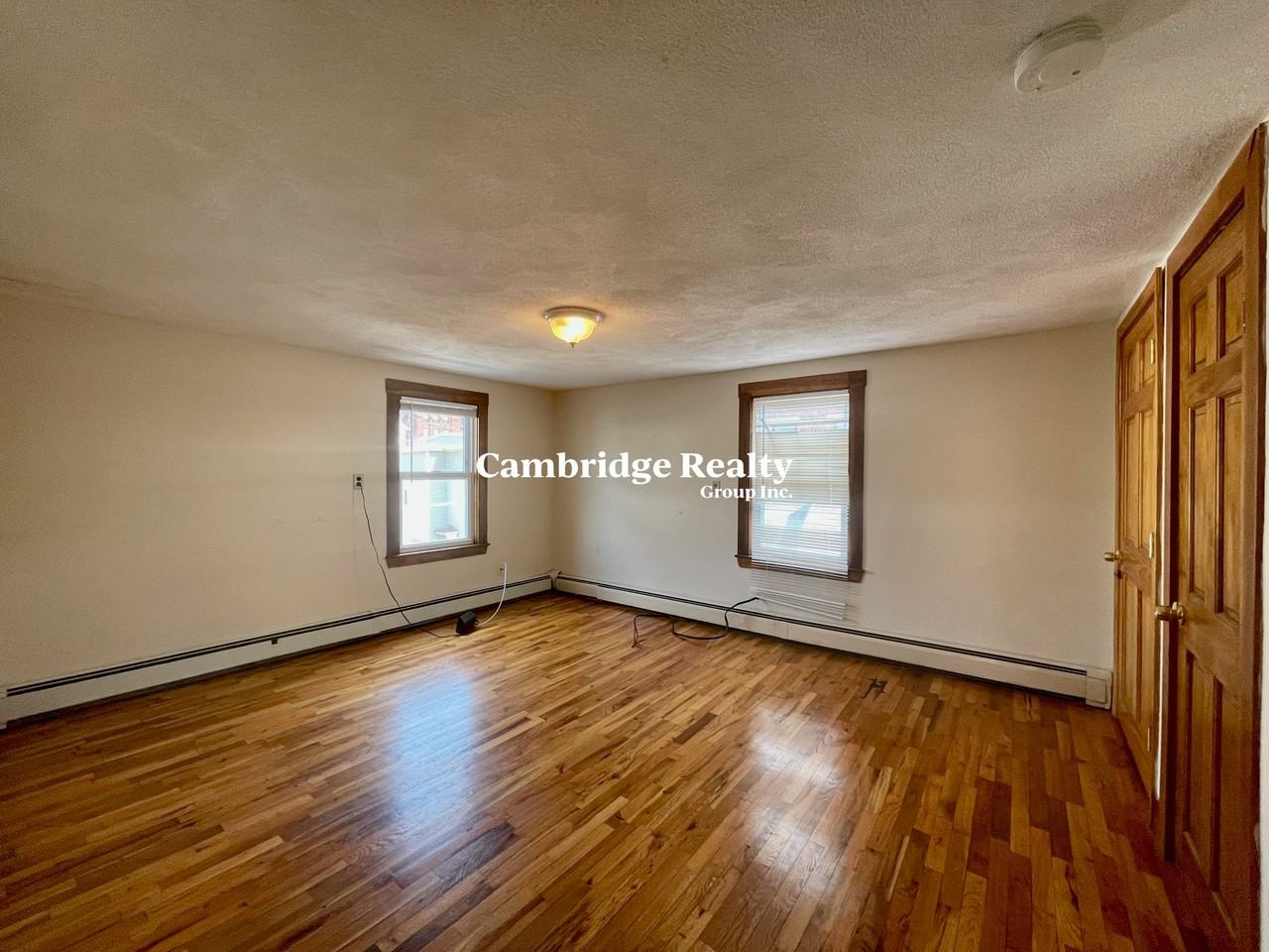 585 Somerville Ave #T1 - Photo 5 of 13