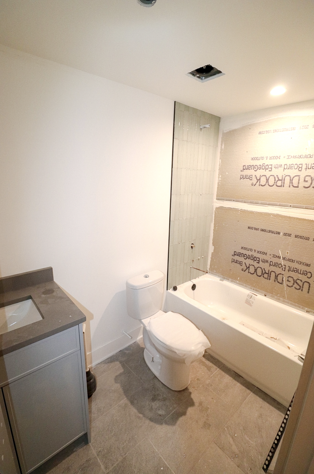 2101 W Evergreen Ave #1 - Photo 5 of 26