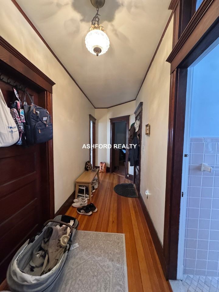 Marlboro St #2 - Photo 3 of 6