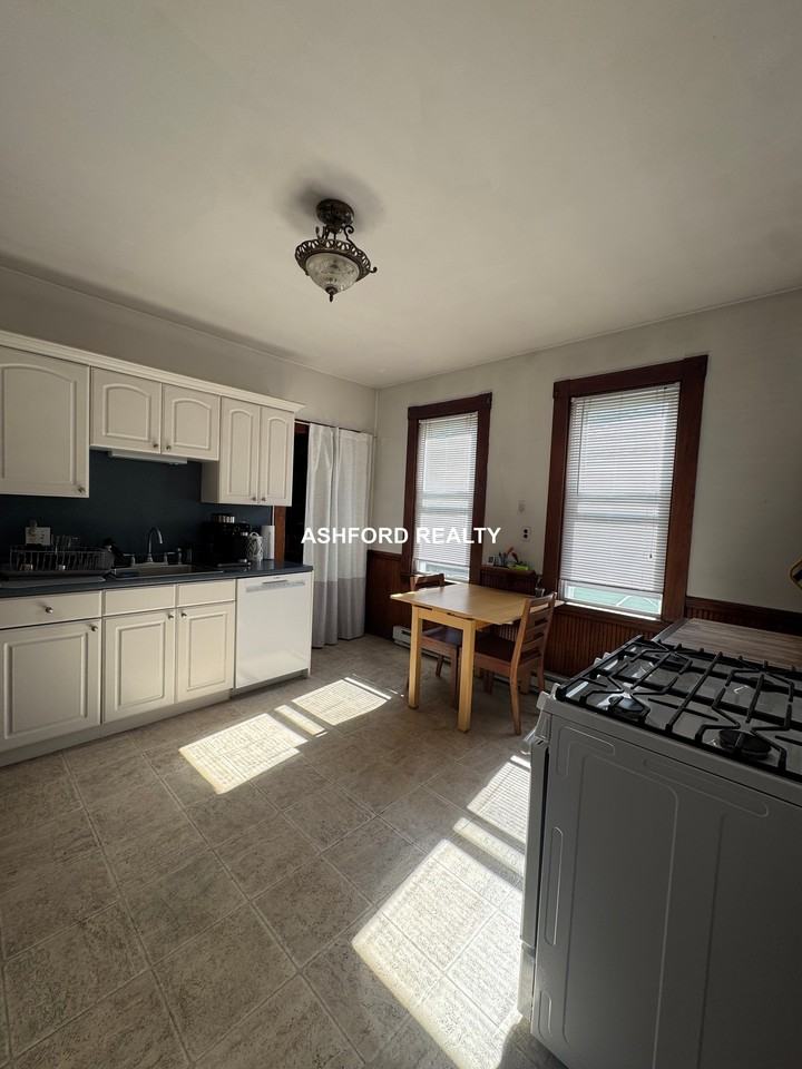 Marlboro St #2 - Photo 6 of 6