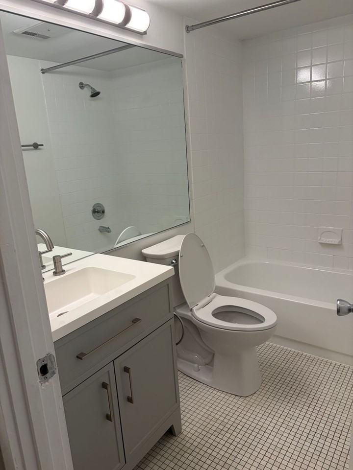 237 Chestnut St #1-407 - Photo 7 of 21