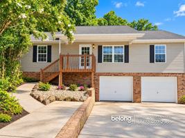 featured image of 1031 Berry Trail Dr
