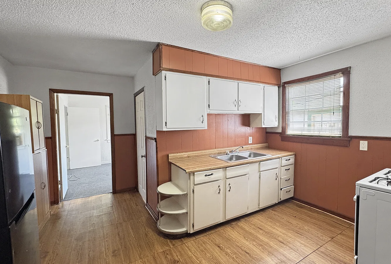 322 Leboeuf St #322 - Photo 2 of 5