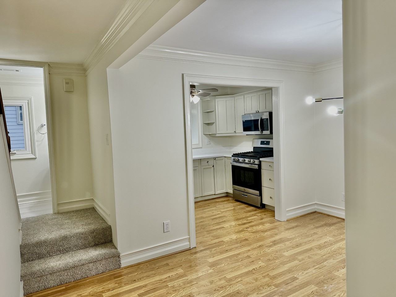 835 Glendale Ter Ne #7 - Photo 5 of 14