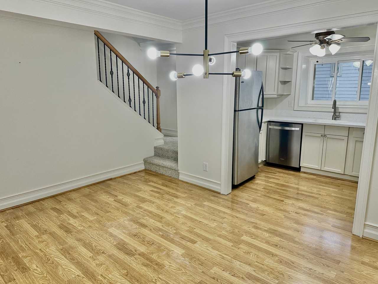835 Glendale Ter Ne #7 - Photo 6 of 14