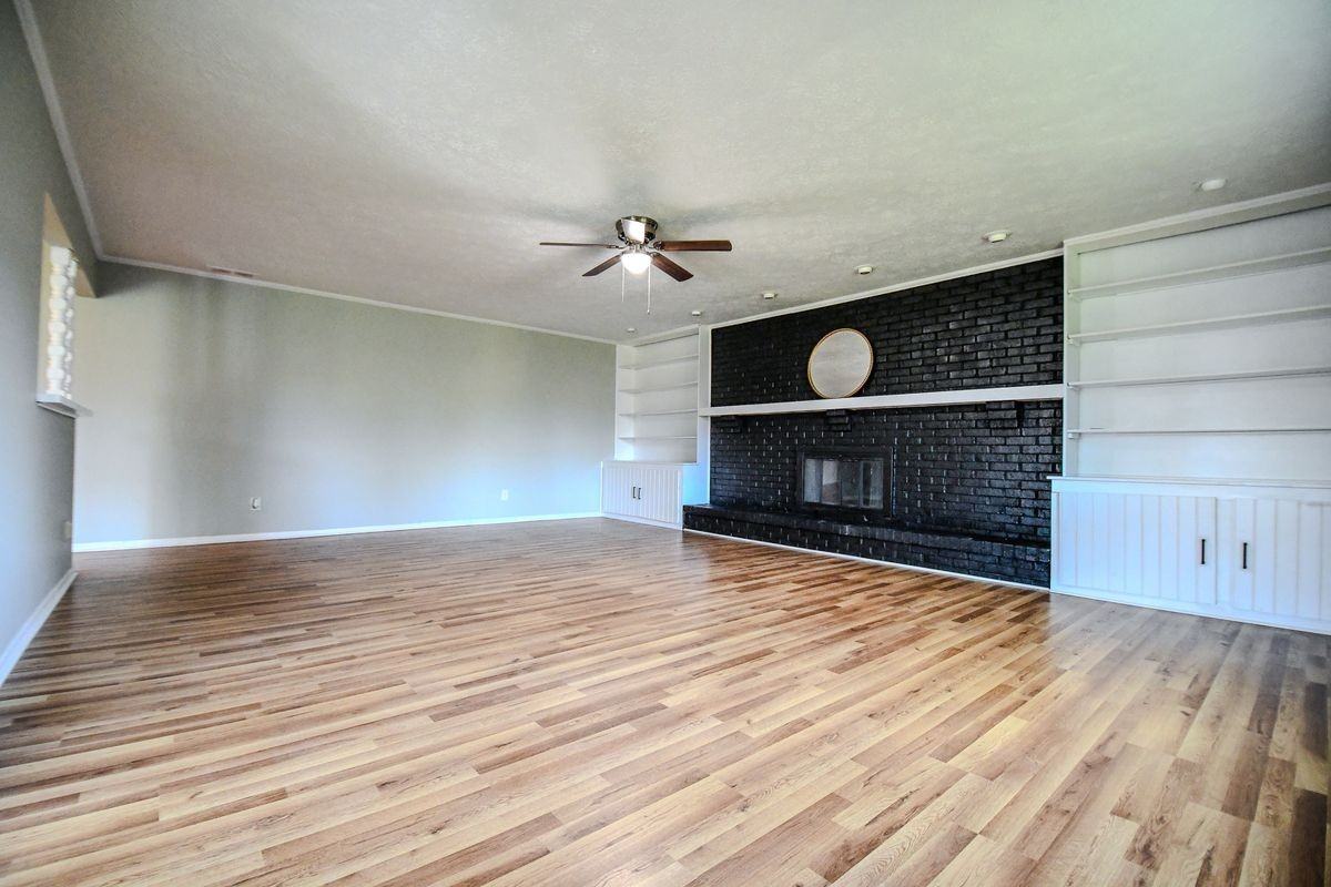 4310 Parkview Ave - Photo 6 of 24