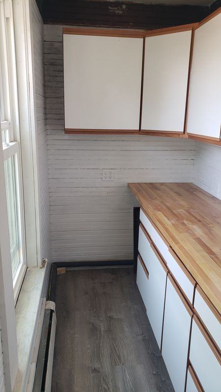 111 Silver Lake St - Photo 4 of 11