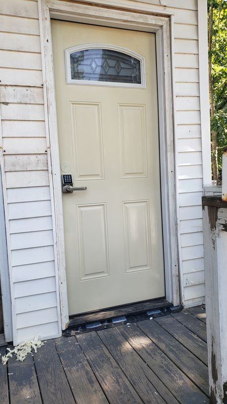 111 Silver Lake St - Photo 5 of 11