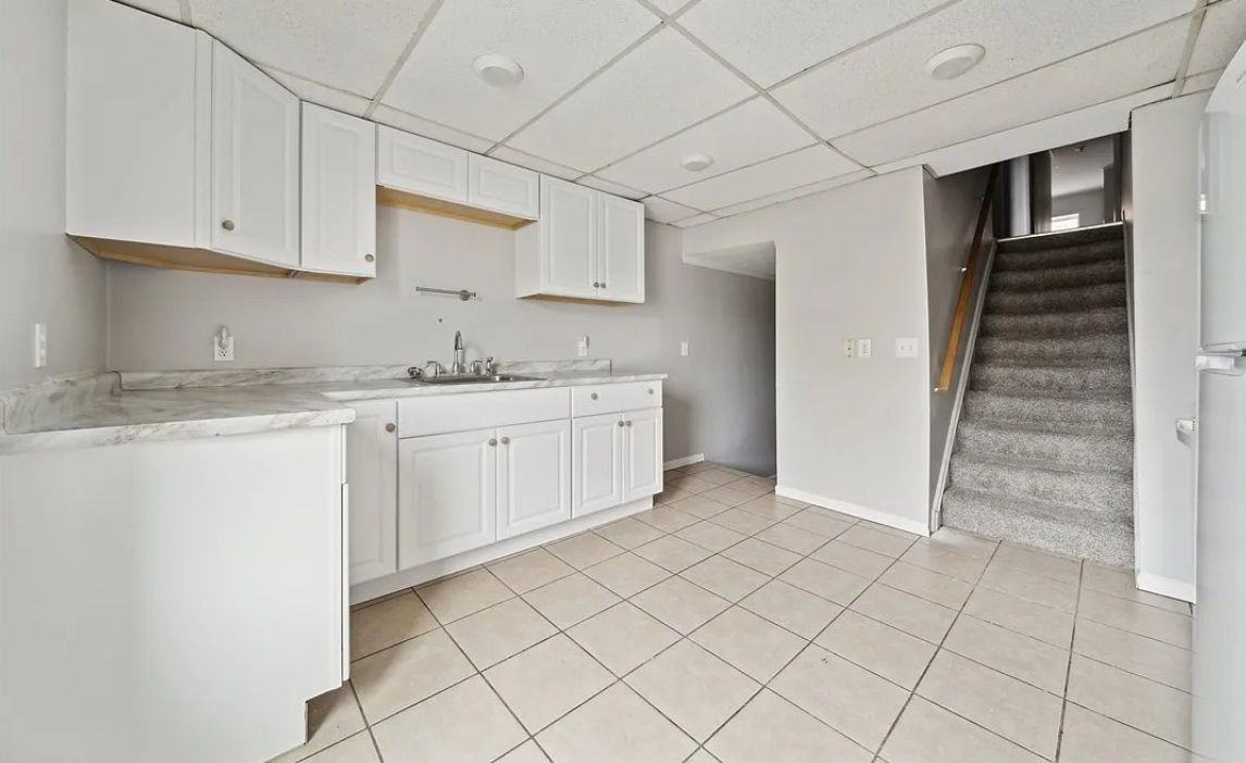 39 Madison Ave - Photo 2 of 15