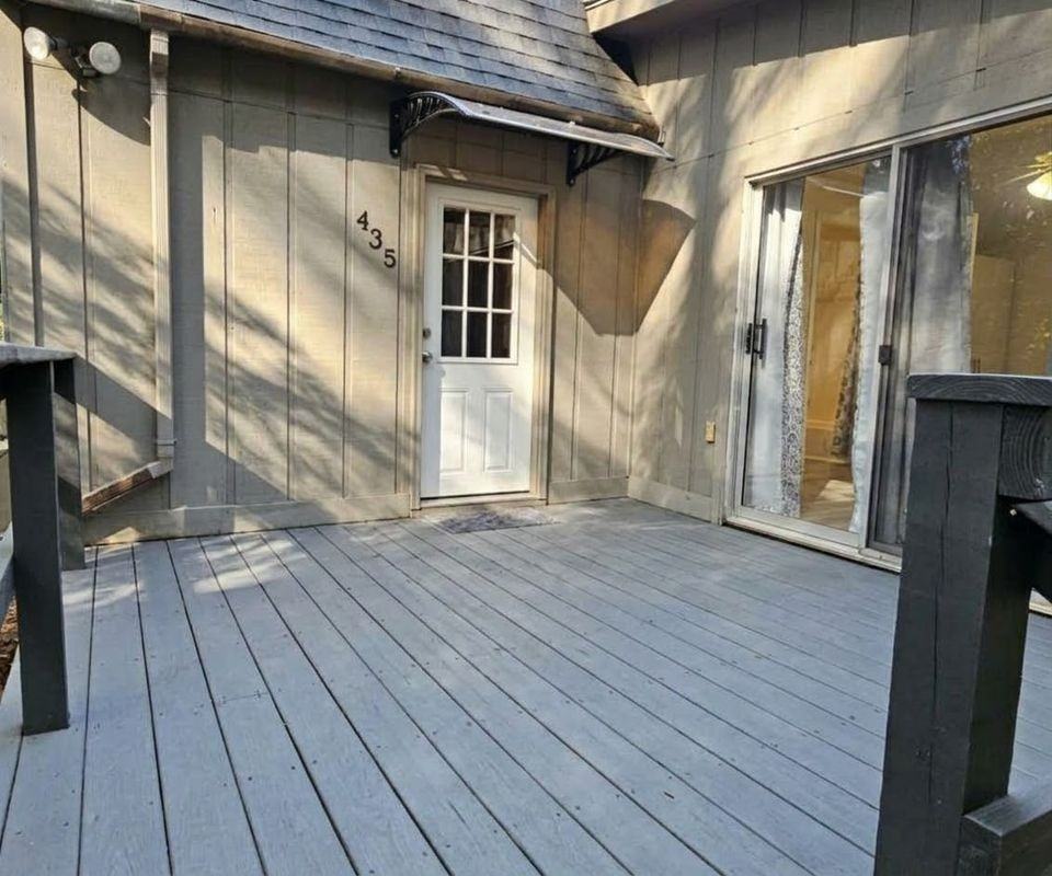 435 Horseshoe Cir - Photo 3 of 12