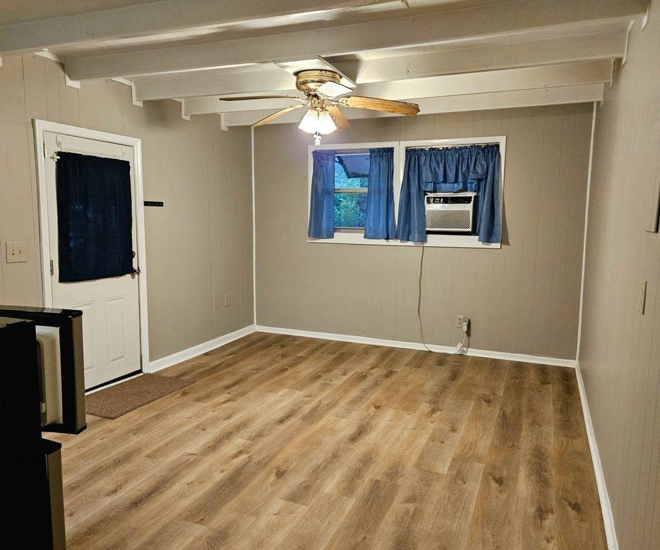 435 Horseshoe Cir - Photo 4 of 12