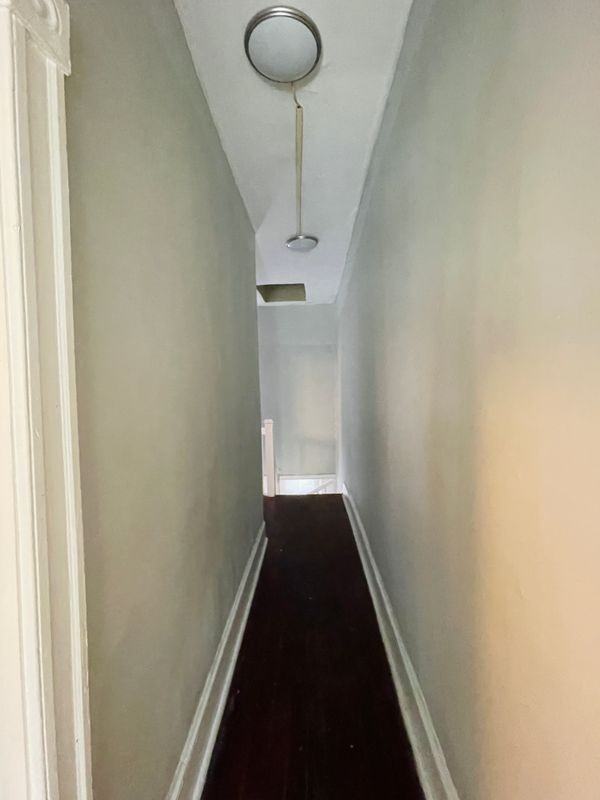 513 E 35th St - Photo 7 of 12