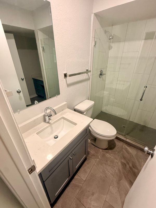 3933 Inwood Rd - Photo 5 of 7