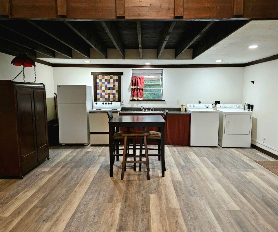 437 Horseshoe Cir - Photo 6 of 14