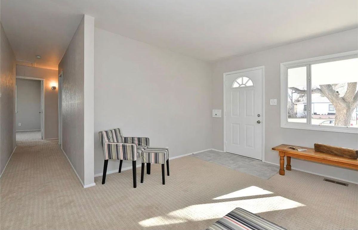 1621 Ruth Dr - Photo 4 of 14
