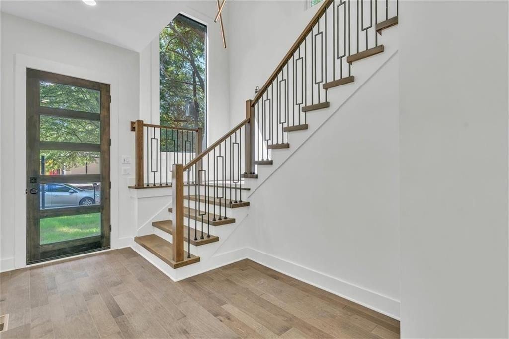 299 Flowers Pl Nw - Photo 3 of 31