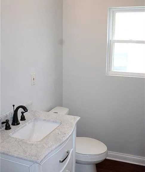 1225 Winton Ave - Photo 2 of 9