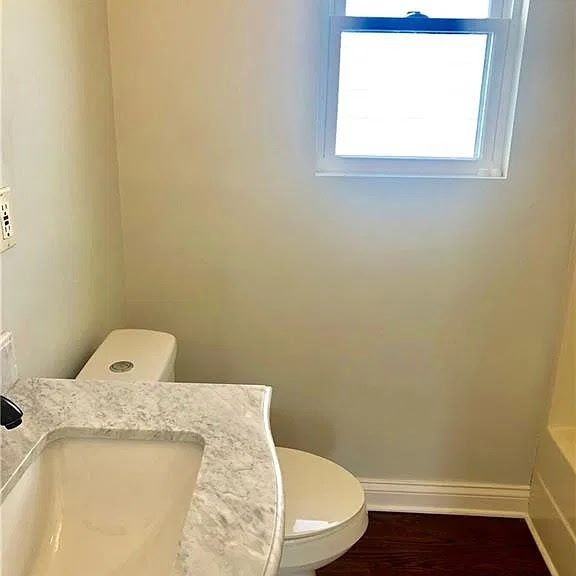 1225 Winton Ave - Photo 5 of 9