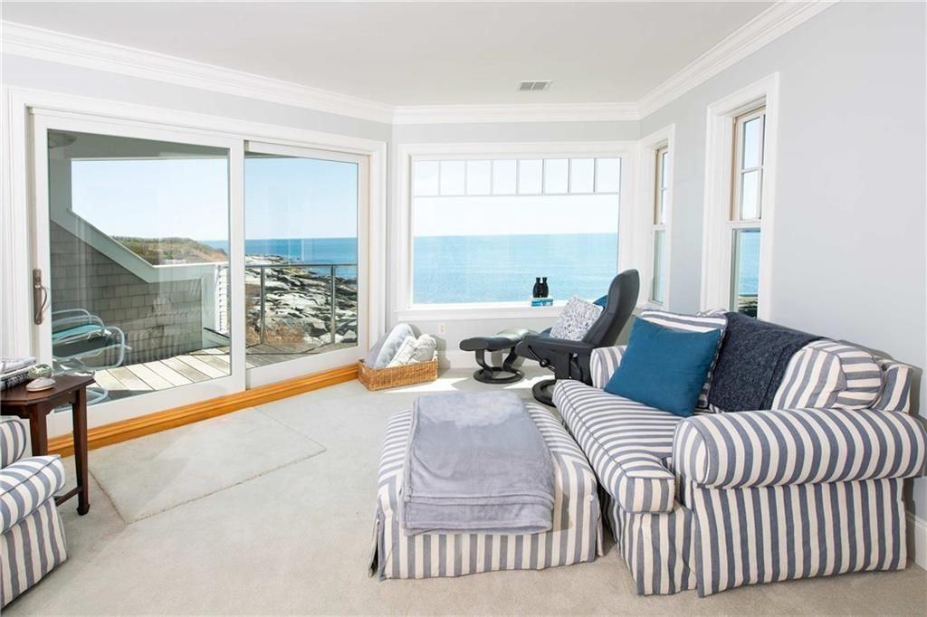 93 Shore Dr - Photo 3 of 45