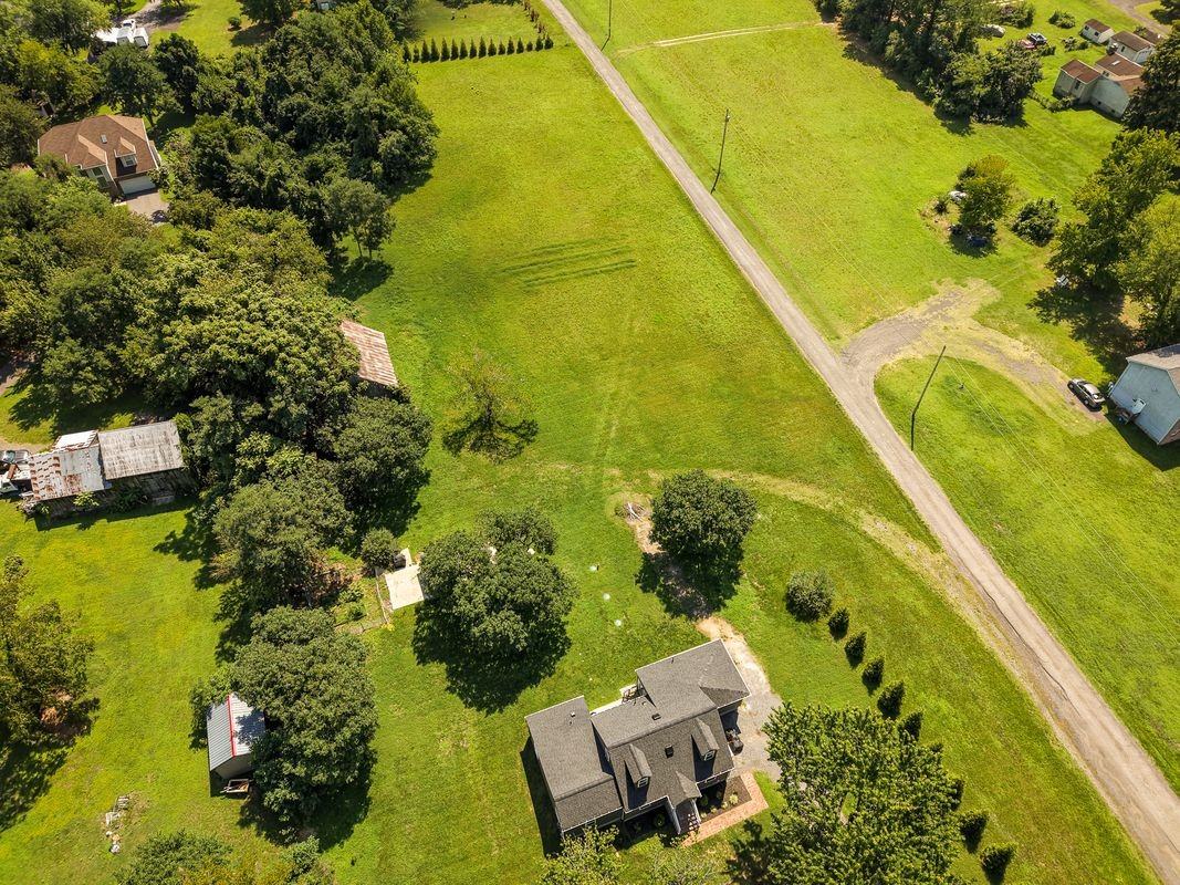 4985 Solomons Island Rd - Photo 2 of 15